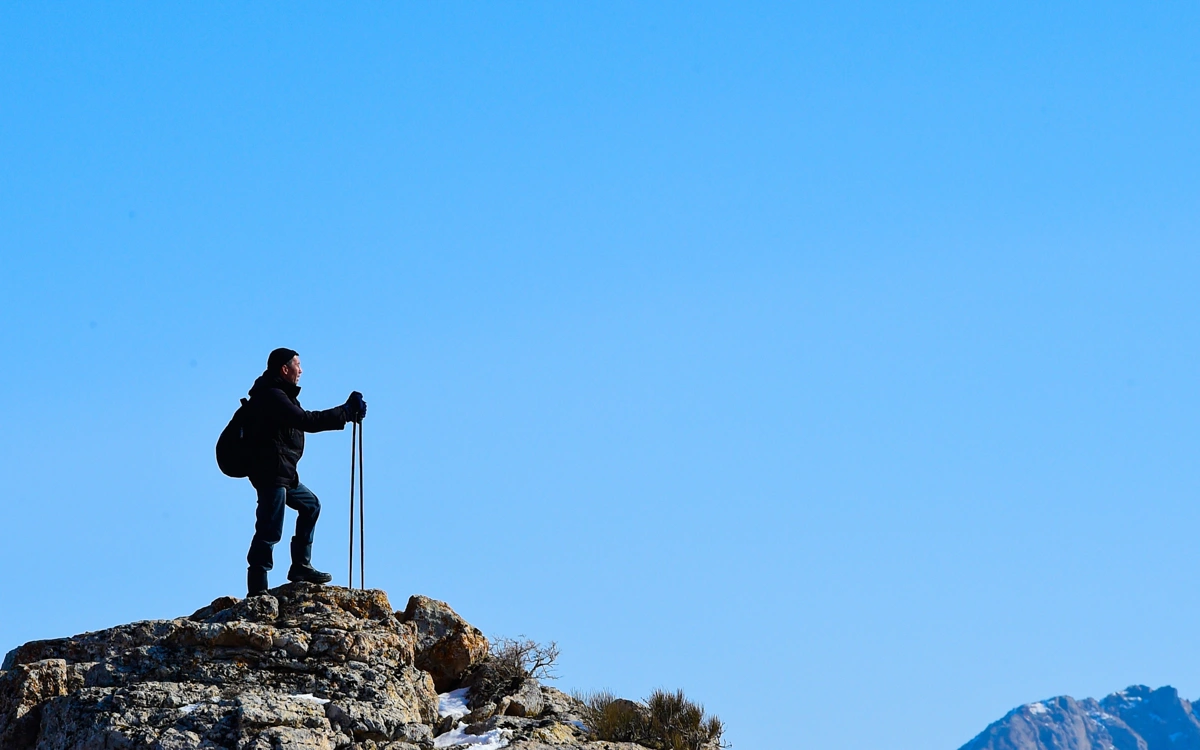 哈萨克斯坦旅游热度飙升 962款旅游产品受关注