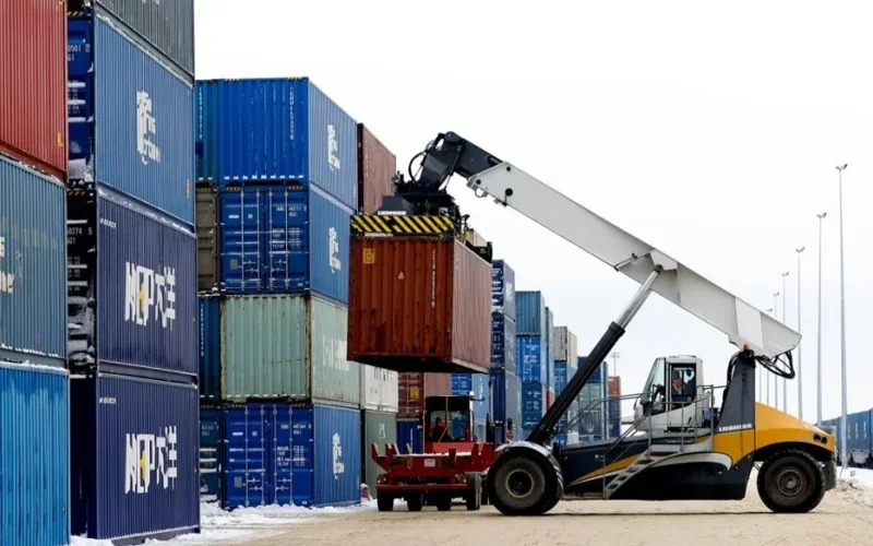 哈萨克斯坦2025年前8个月贸易概览：能源出口强势，进口聚焦成品(图2)